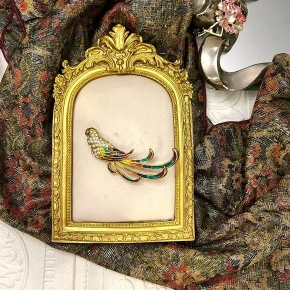 Large Bird‎ of Paradise Brooch Gold Tone Enamel Rhinestones Parrot Bird Colorful